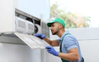 Tháo lắp máy lạnh chuyên nghiệp tại quận 8