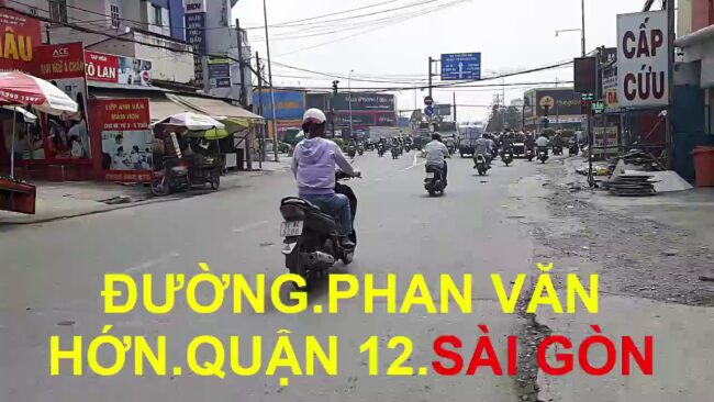 Cho thuê xe tải chở hàng tại đường Phan Văn Hớn Cho thuê xe tải chở hàng tại đường Phan Văn Hớn