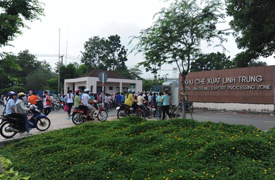Xe tải chở hàng thuê giá rẻ tại KHU CÔNG NGHIỆP LINH TRUNG Xe tải chở hàng thuê giá rẻ tại KHU CÔNG NGHIỆP LINH TRUNG
